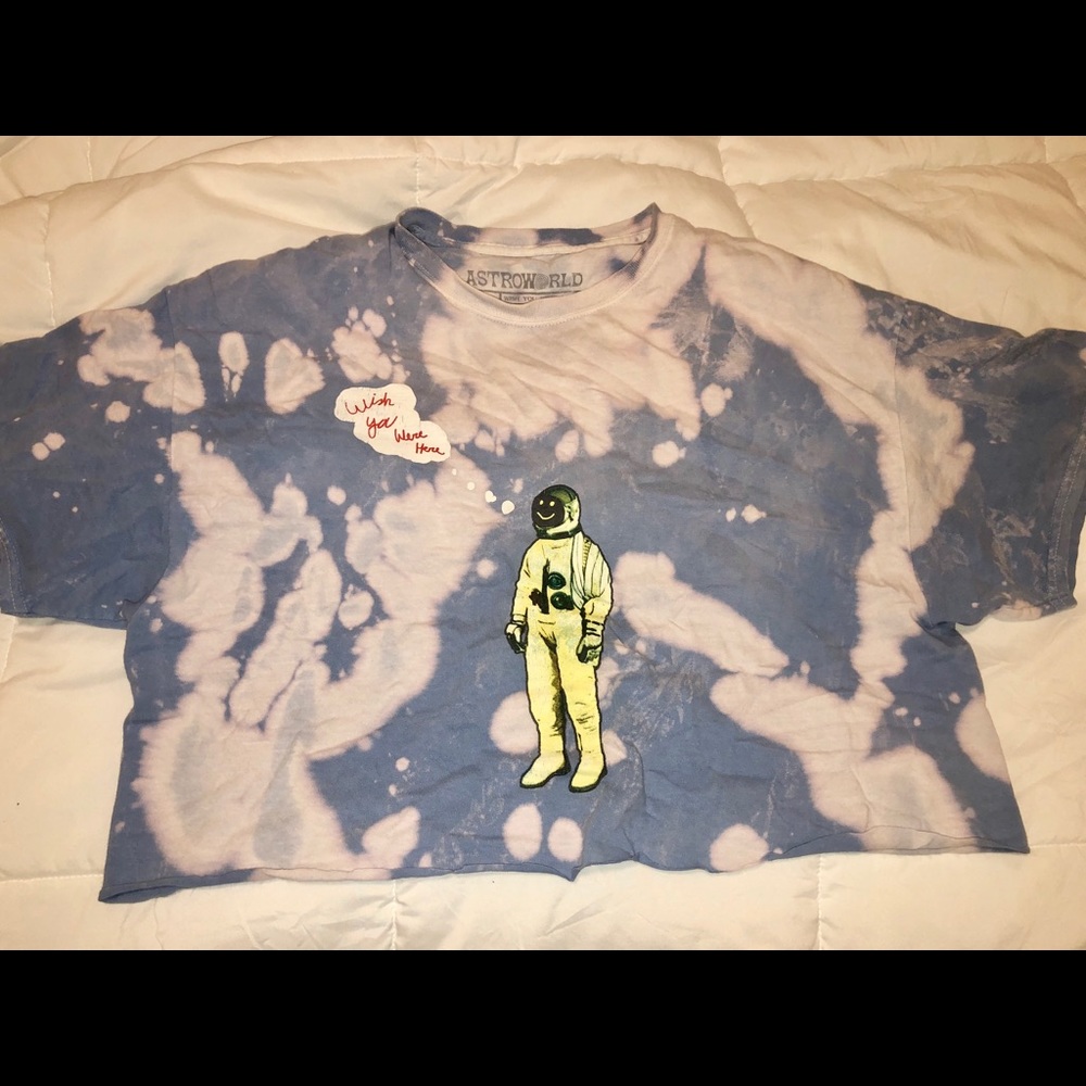 Cropped astroworld T-shirt